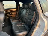 Porsche Cayenne S 2011 V8